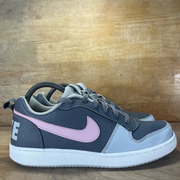 Nike Shoes - Nike Court Borough Womens Size 8.5 (7Y) Shoes Sneakers Gray Pink 845104-008